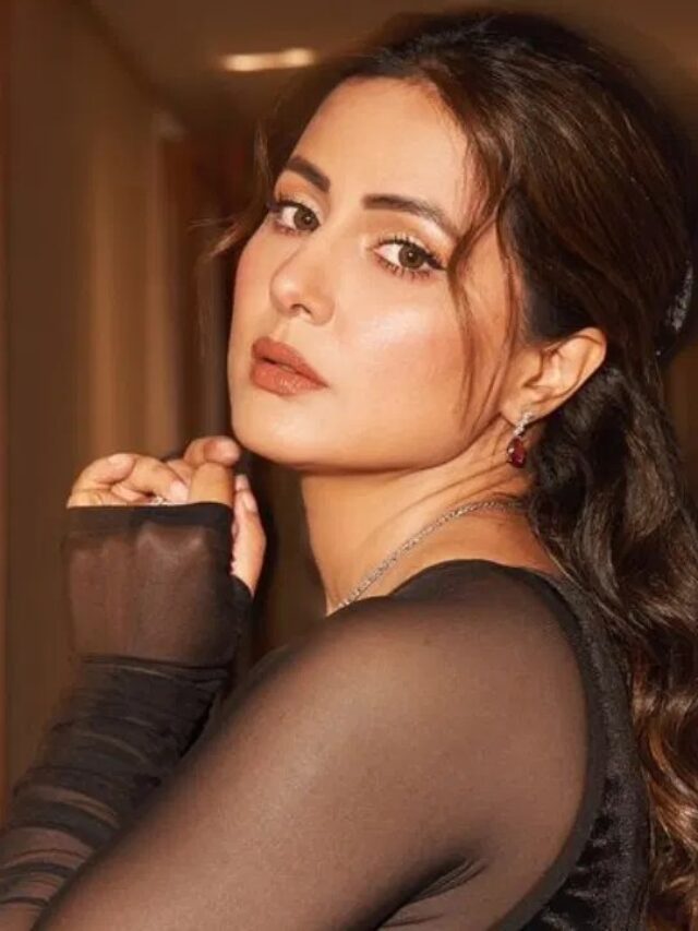 cropped-hina_khan_breast_cancer.jpg